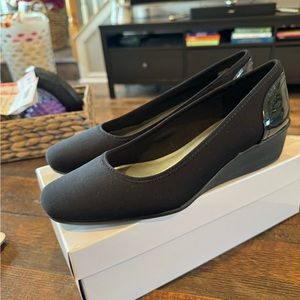 Anne Klein sport wedge dress shoes - worn only once